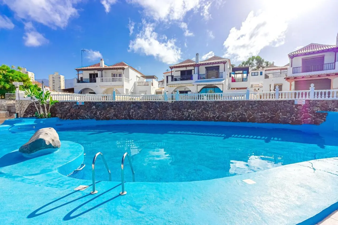 Apartment Fantastic Large Studio In Front Of Beach Heated Pool Wifi Arona  Spanien